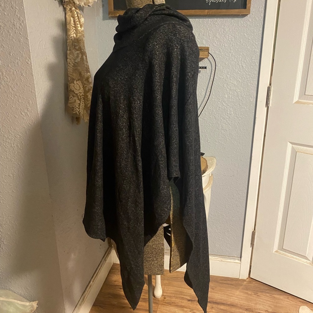 White House black market poncho tunic - Picture 2 of 5